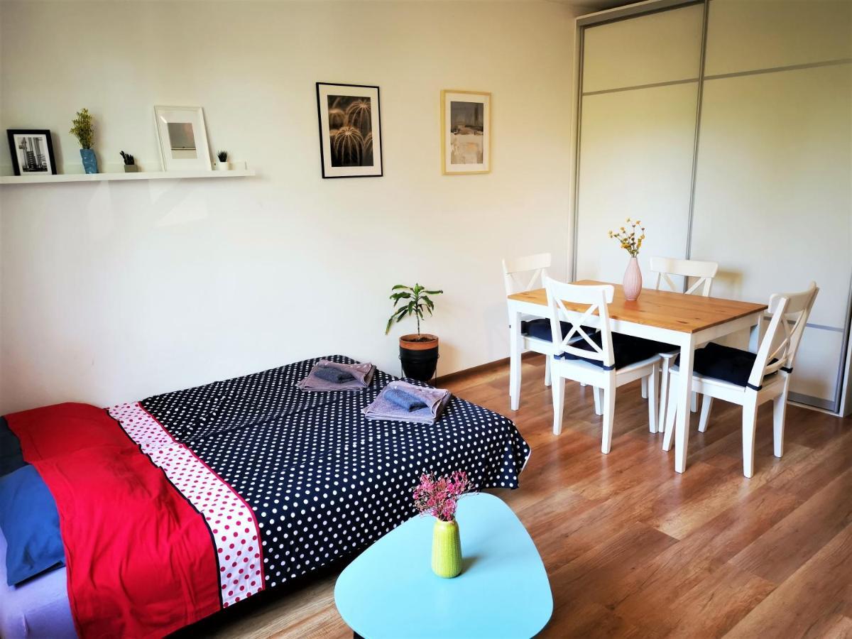 Apartments Dina 普拉 外观 照片